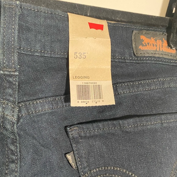 Levi’s 535 Legging Jeans Dark Wash Size 15 Short - Picture 9 of 9
